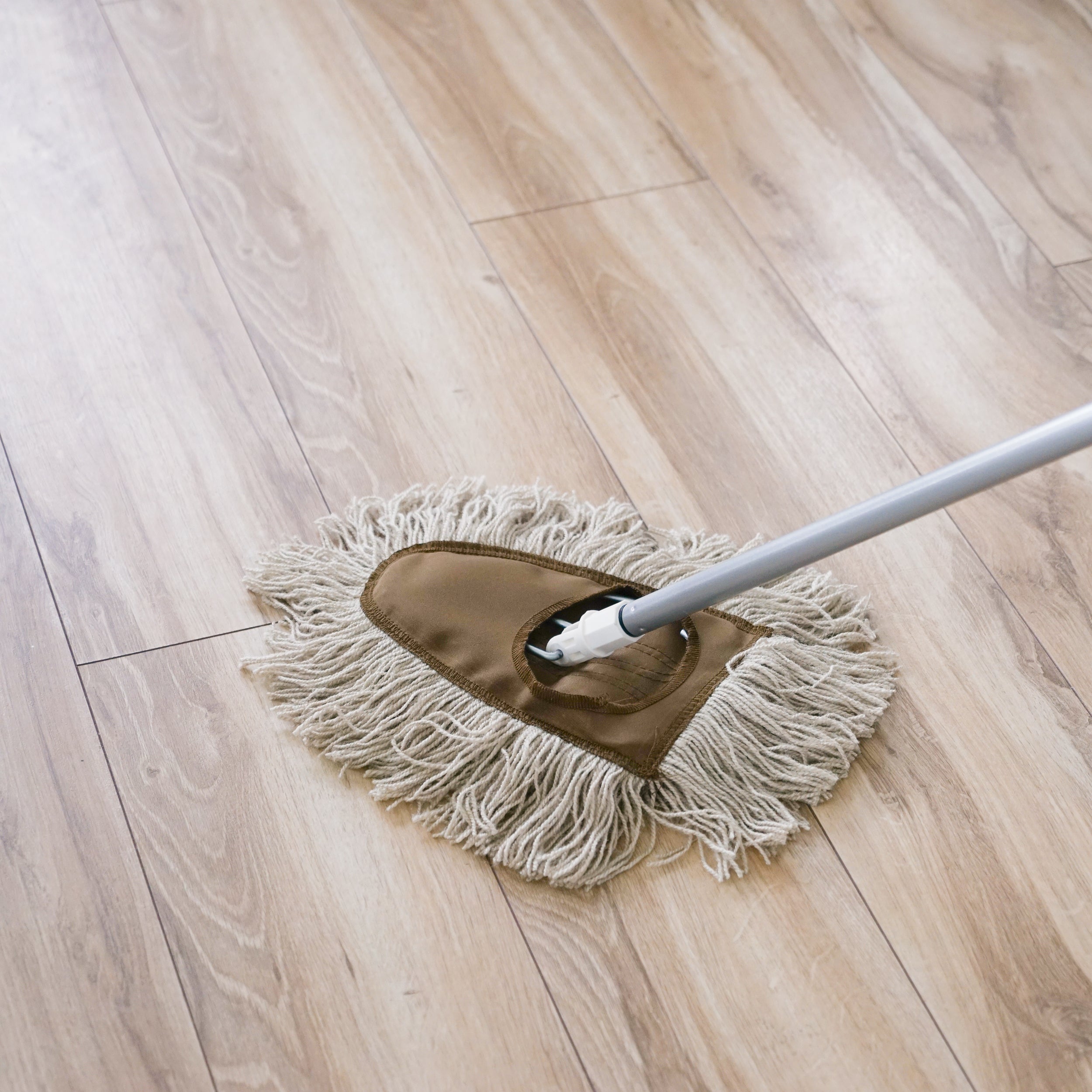 fuller-brush-stanley-nylon-dry-mop-with-frame-adjustable-handle image 2