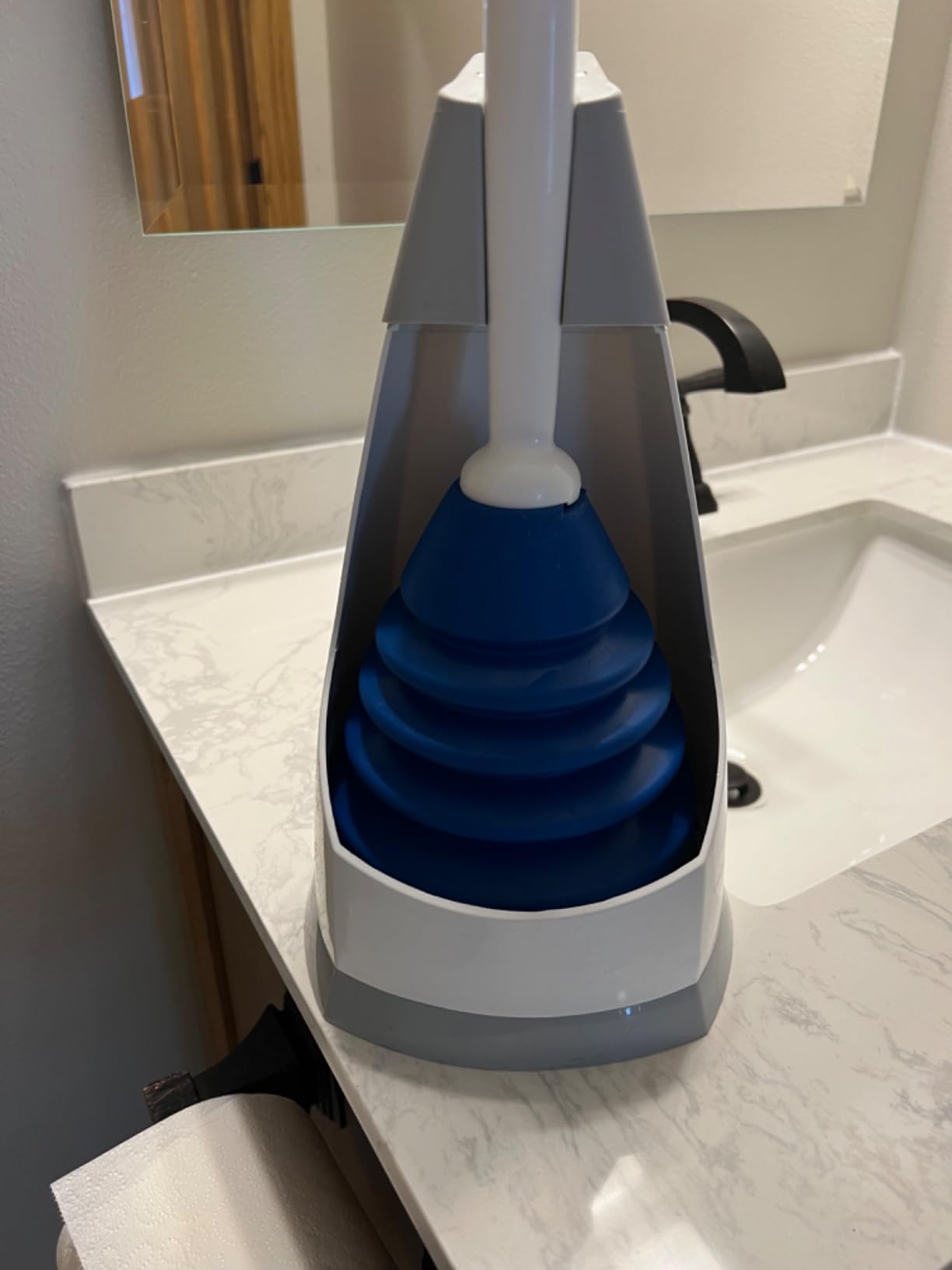 The plunger is too small