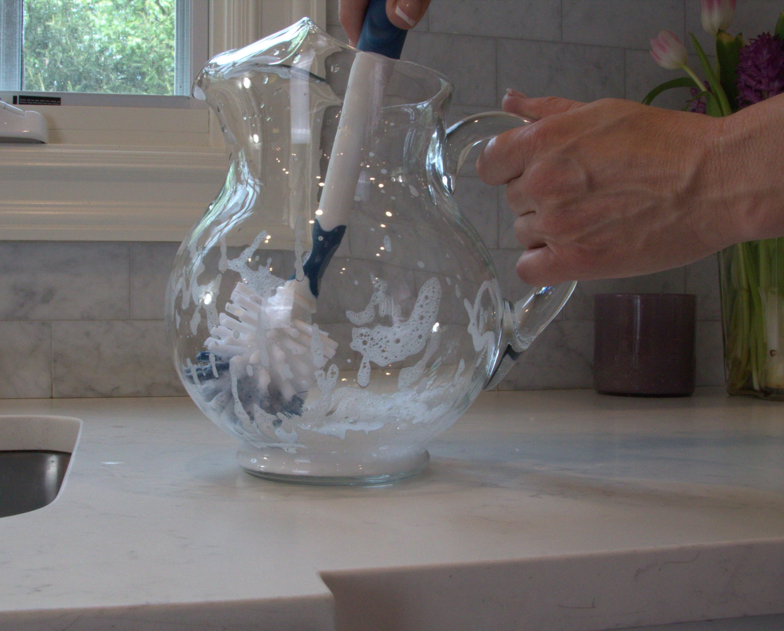unger-12-7-flexible-glass-and-bottle-scrub-brush-non-scratch-cleaning-brush-for- image 2