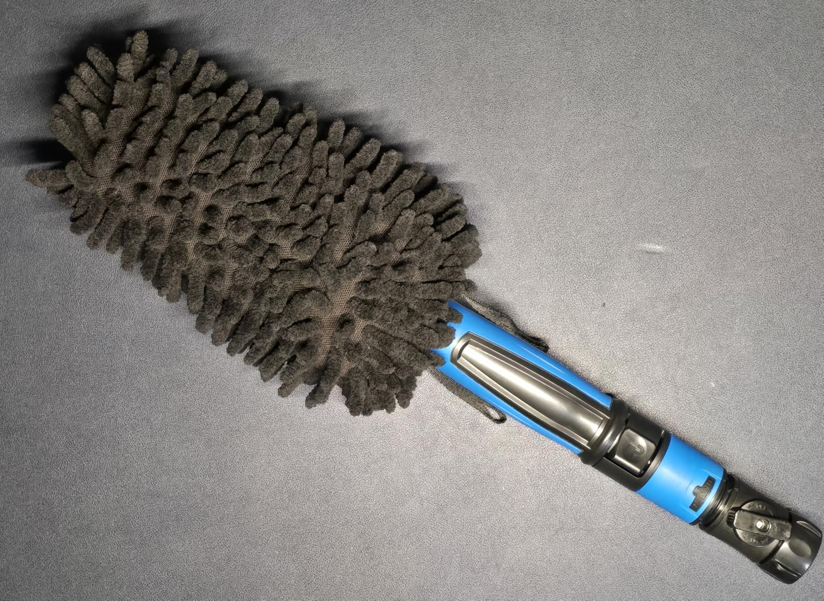 Nice brush, but the sleeve is hard to remove