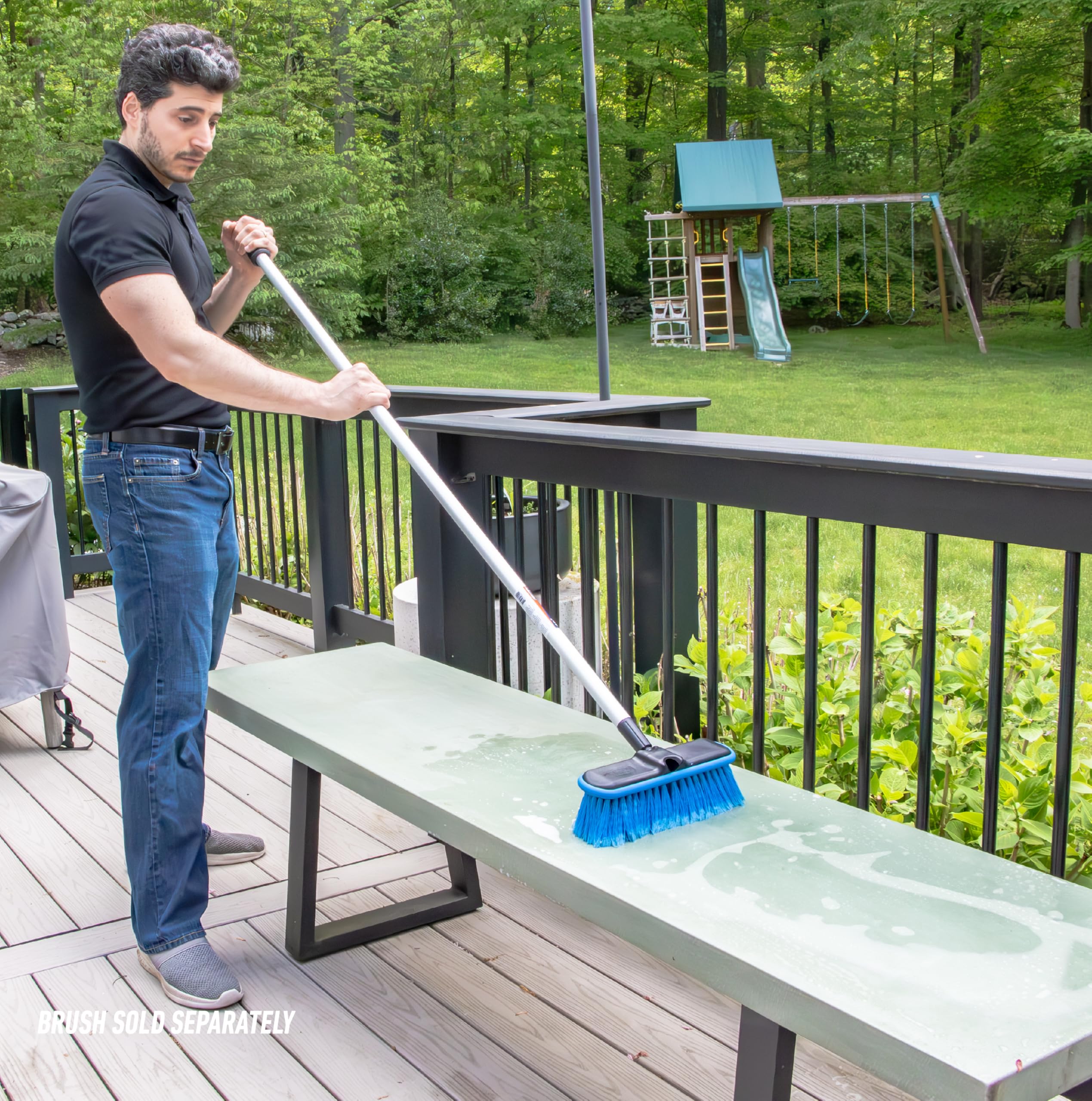 unger-professional-48-dual-end-aluminum-handle-pole-with-angled-cones-for-standa image 4