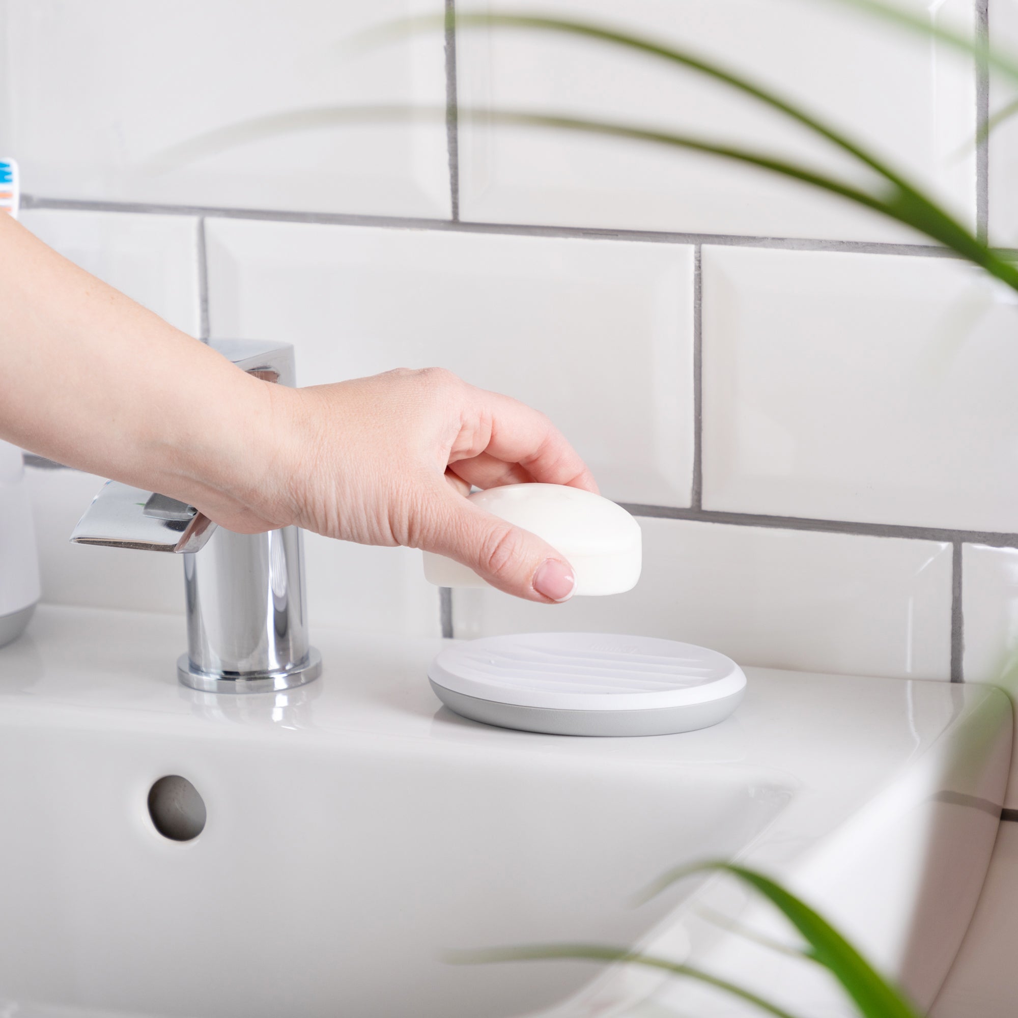 minky-bathroom-soap-dish image 2