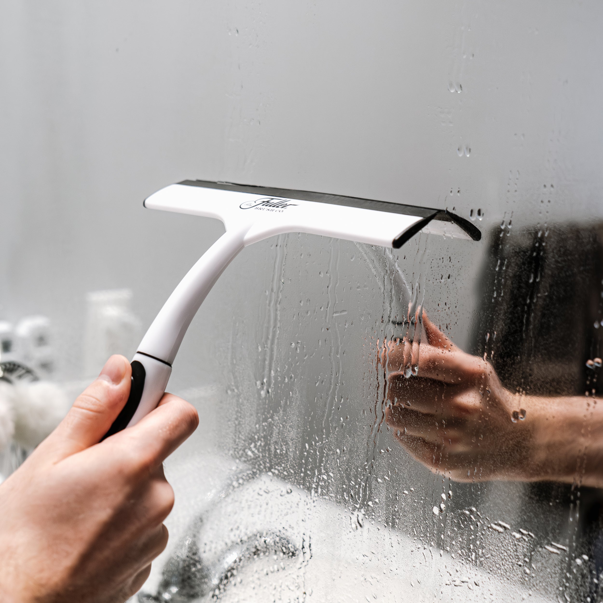 fuller-brush-all-purpose-squeegee-with-molded-tpr-blade-and-ergonomic-grip image 5