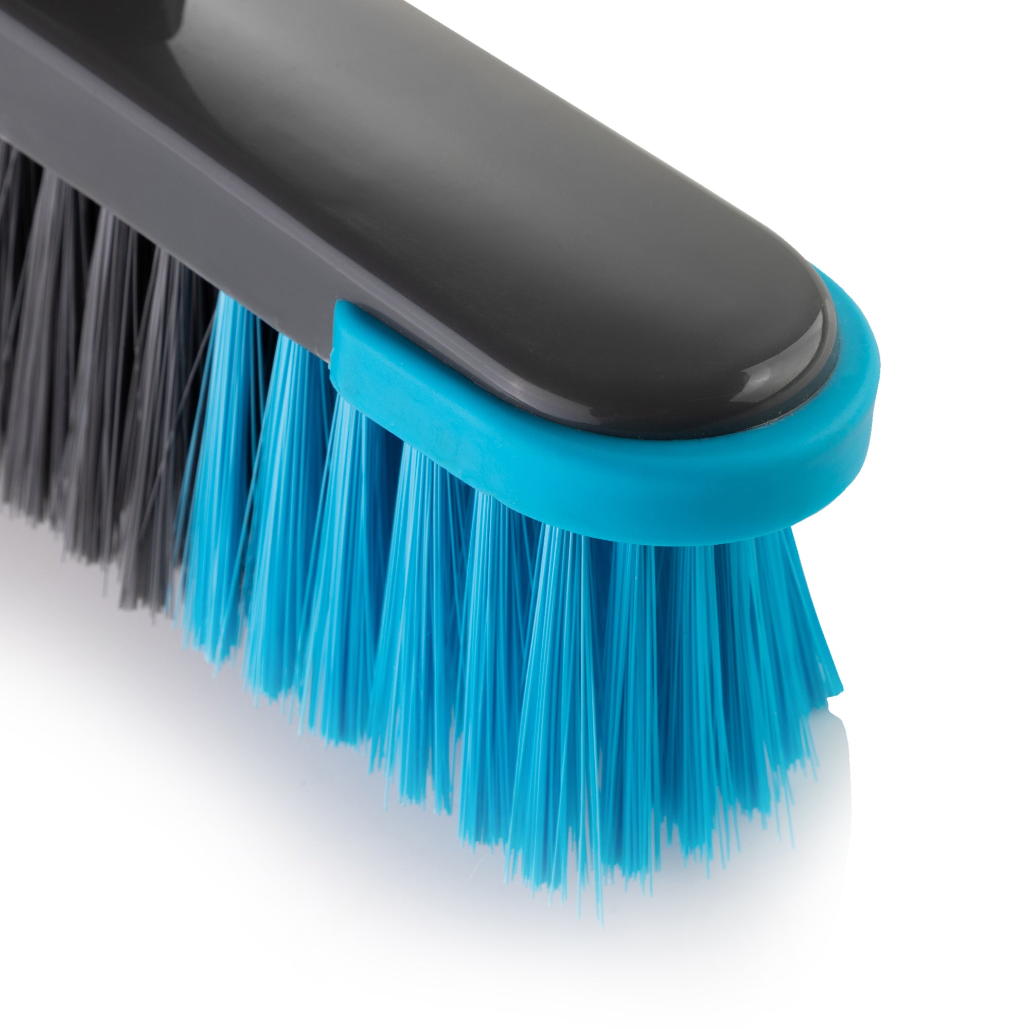 minky-3-piece-pole-broom-with-durable-bristles-and-rubberized-corners image 4