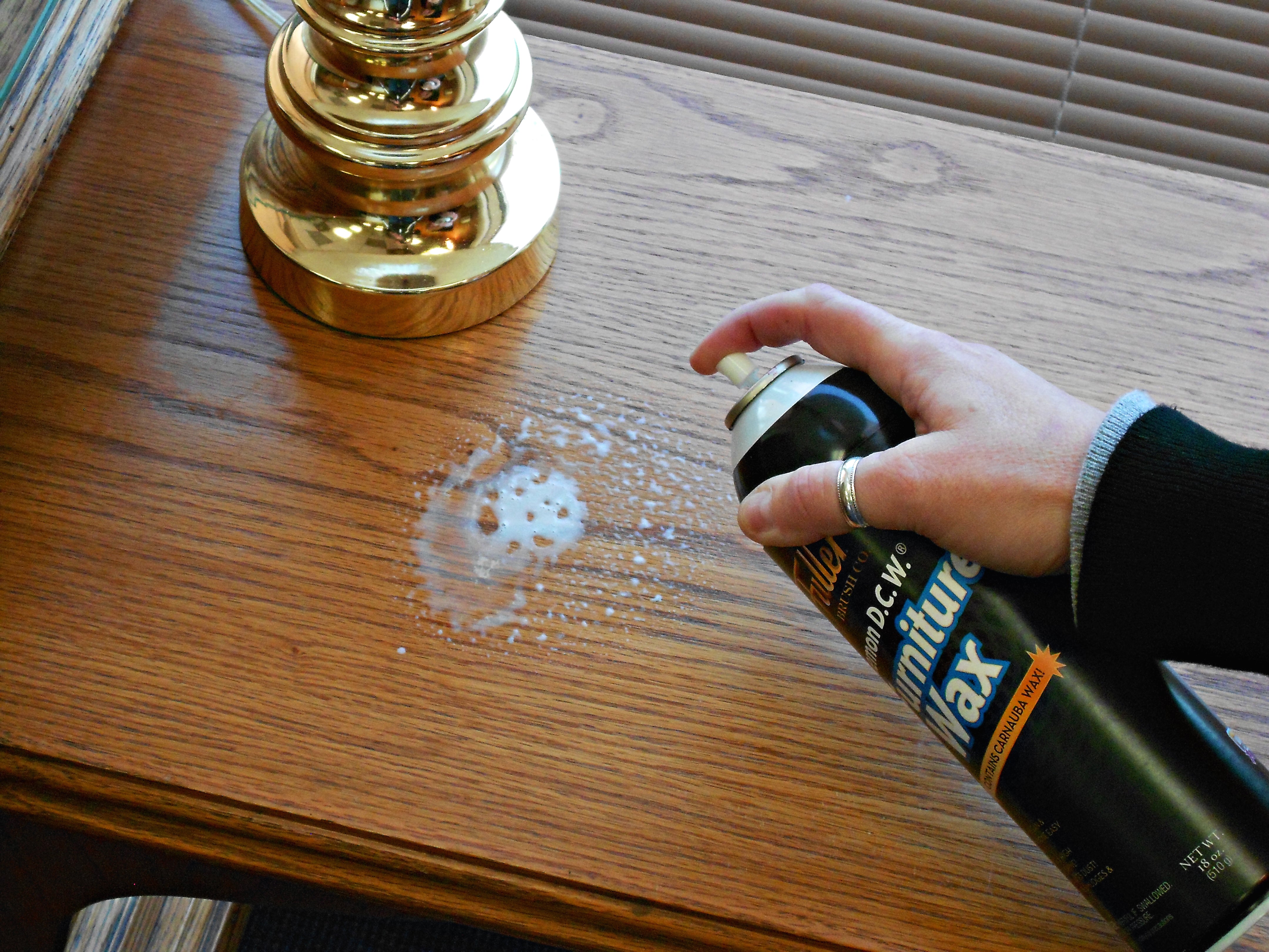 fuller-brush-lemon-dcw-furniture-wax-multi-surface-spray-polish-with-carnauba image 3
