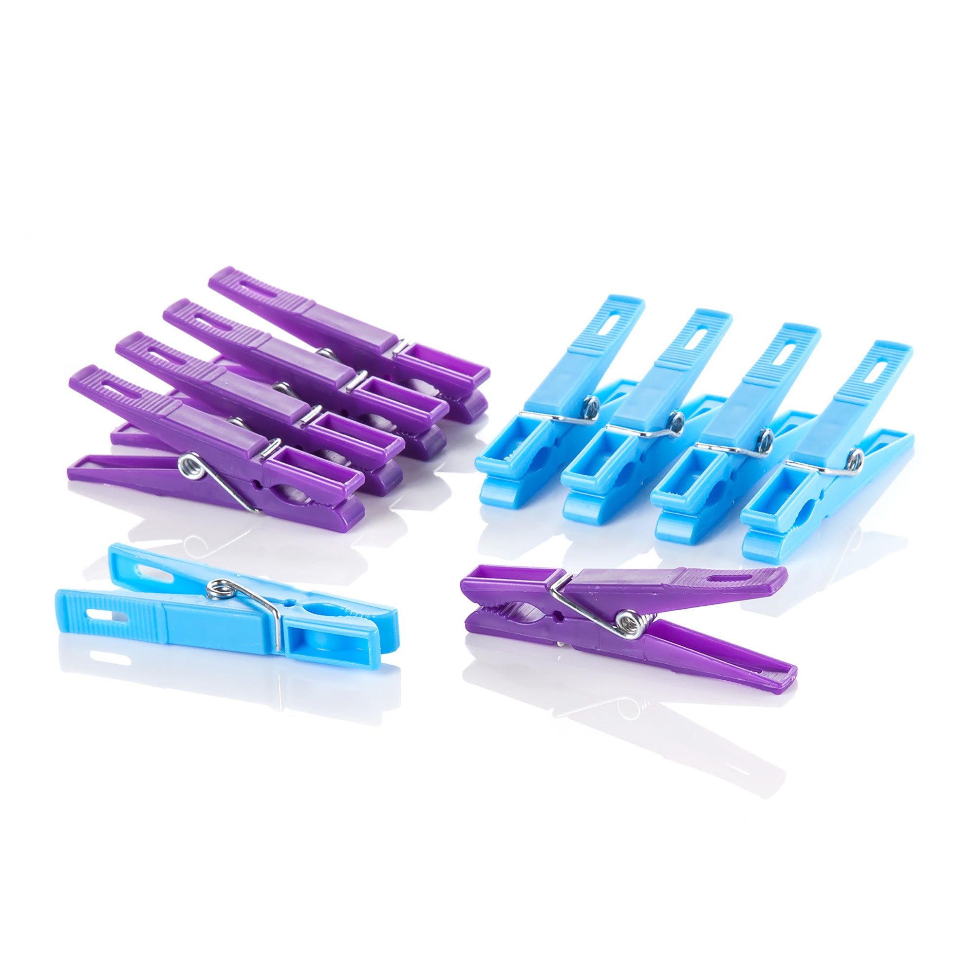 minky-essential-plastic-clothes-pegs-pack-of-36-rust-resistant image 2