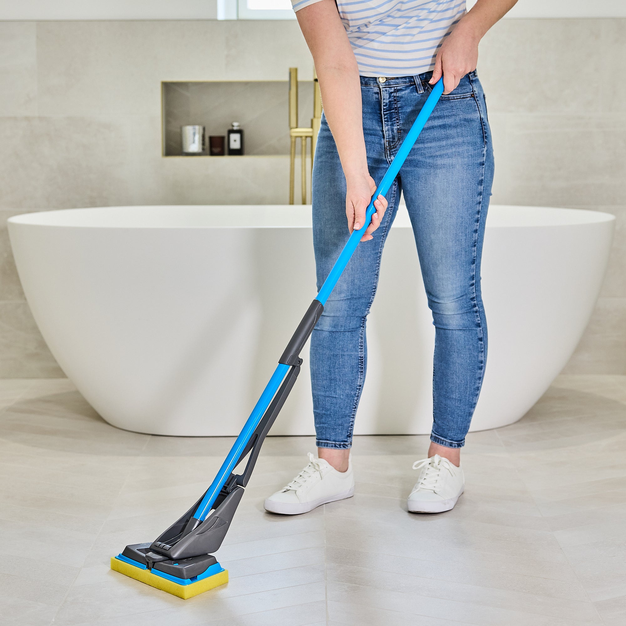 minky-reflex-sponge-mop-with-2-refills-effortless-wringing-action image 6