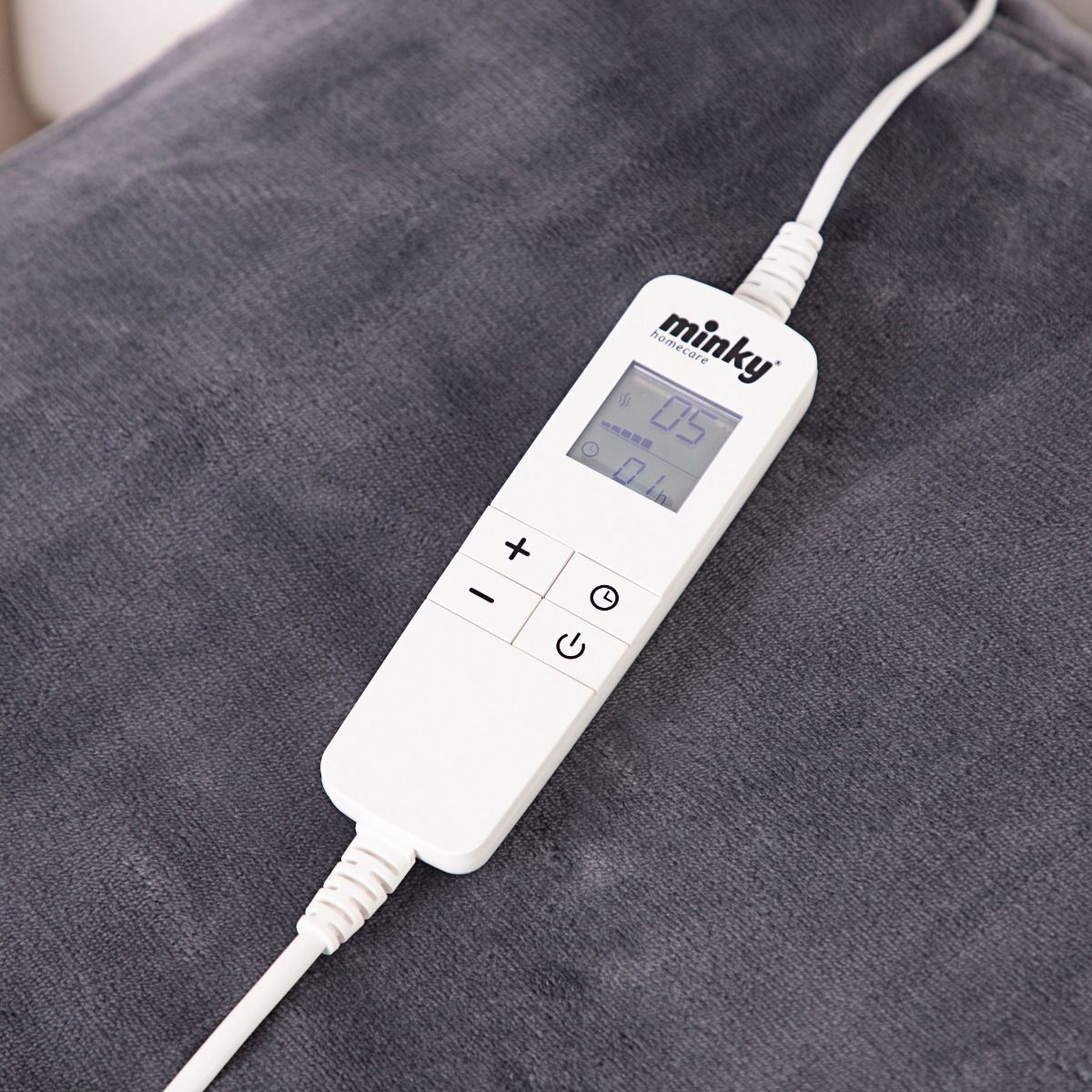 minky-luxury-heated-throw-medium-10-heat-settings-10-hour-timer image 8