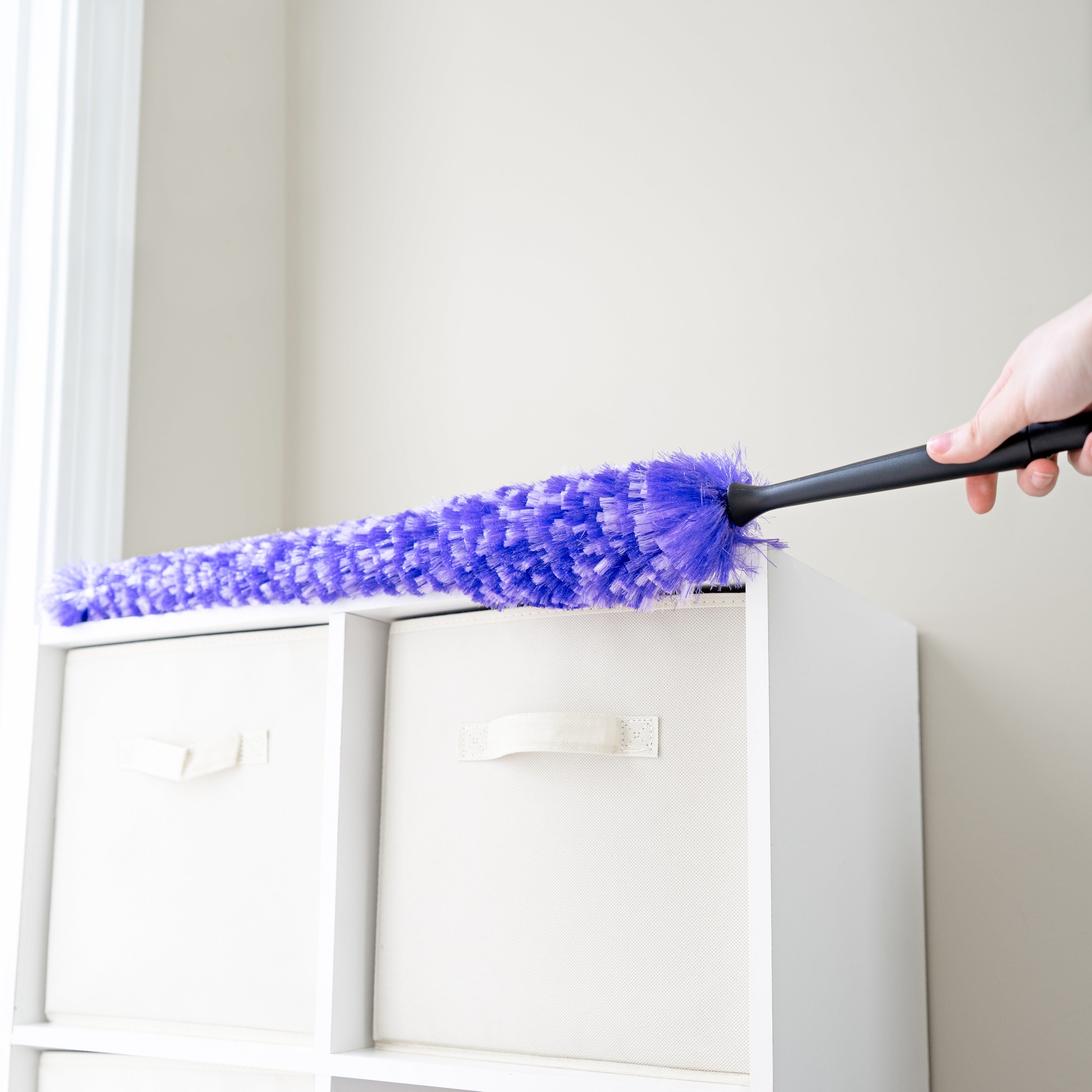 fuller-brush-furry-wand-duster-30-inch-electrostatic-feather-duster-for-blinds-h image 6