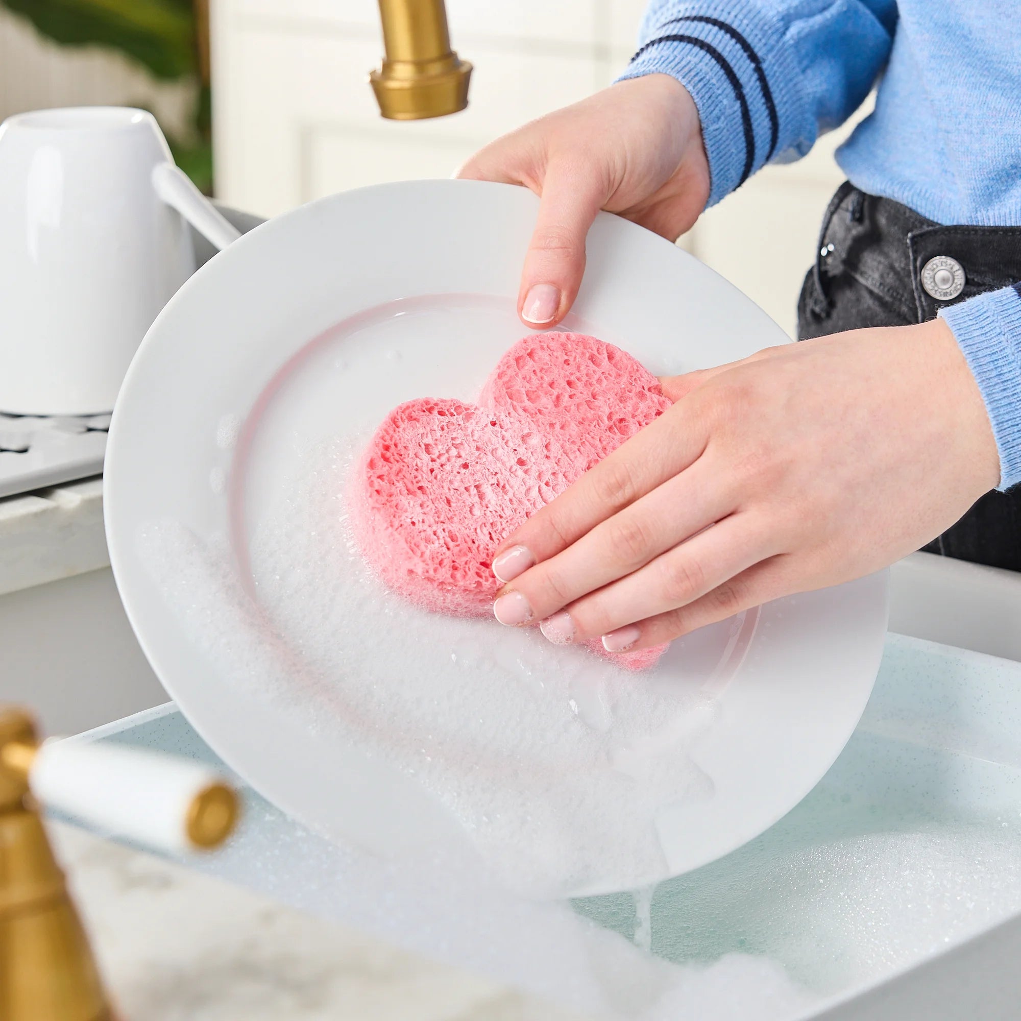 minky-heart-sponge-wipes-2-pack image 2