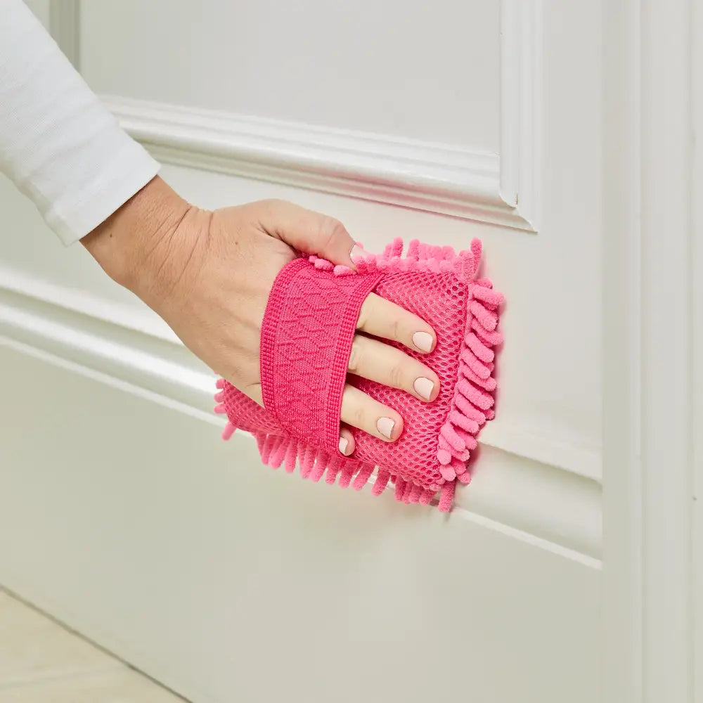 minky-dusting-doodle-microfibre-duster-with-anti-bacterial-formulation image 8