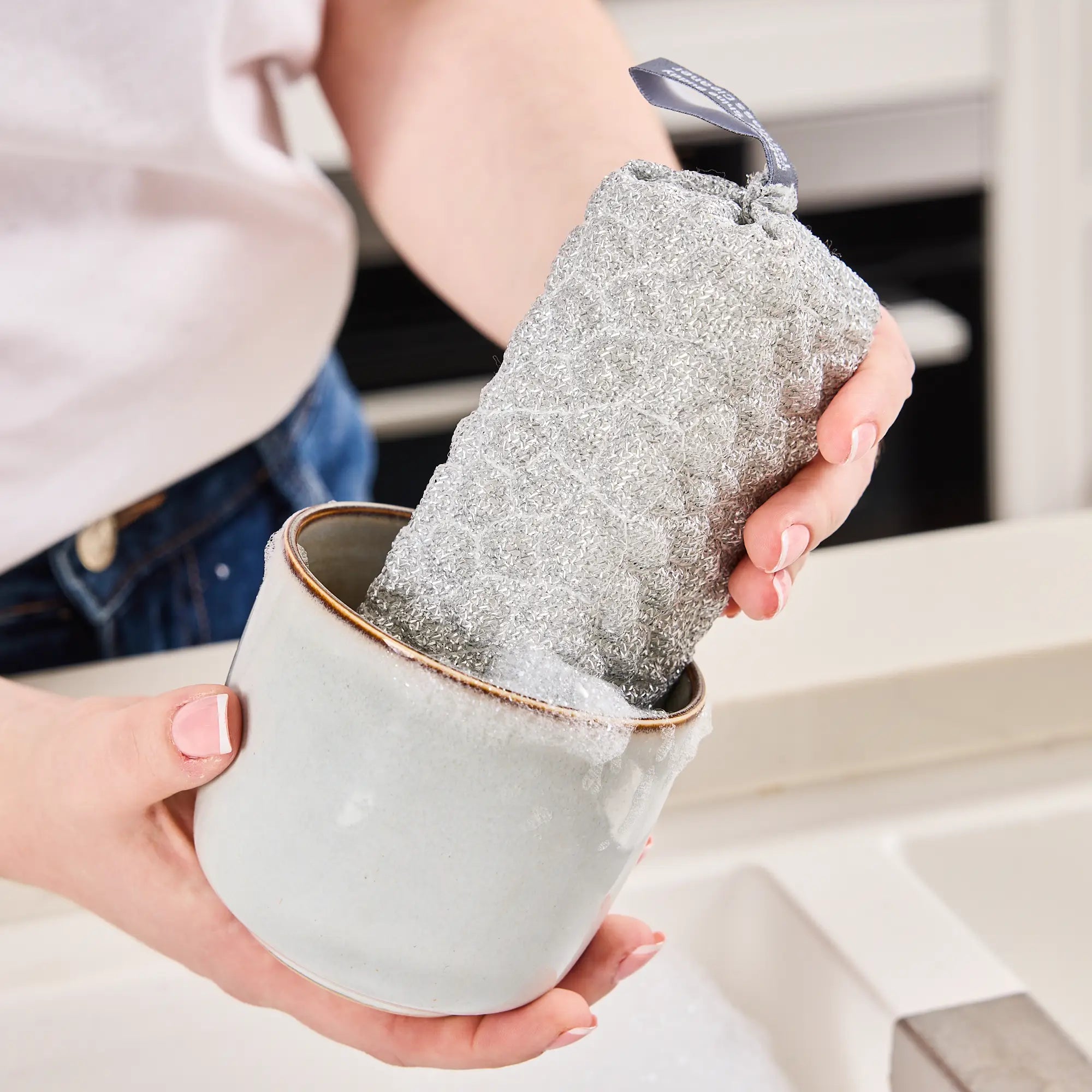 minky-shine-buddy-tall-glass-cleaner-textured-non-scratch-scourer-for-tall-drink image 5
