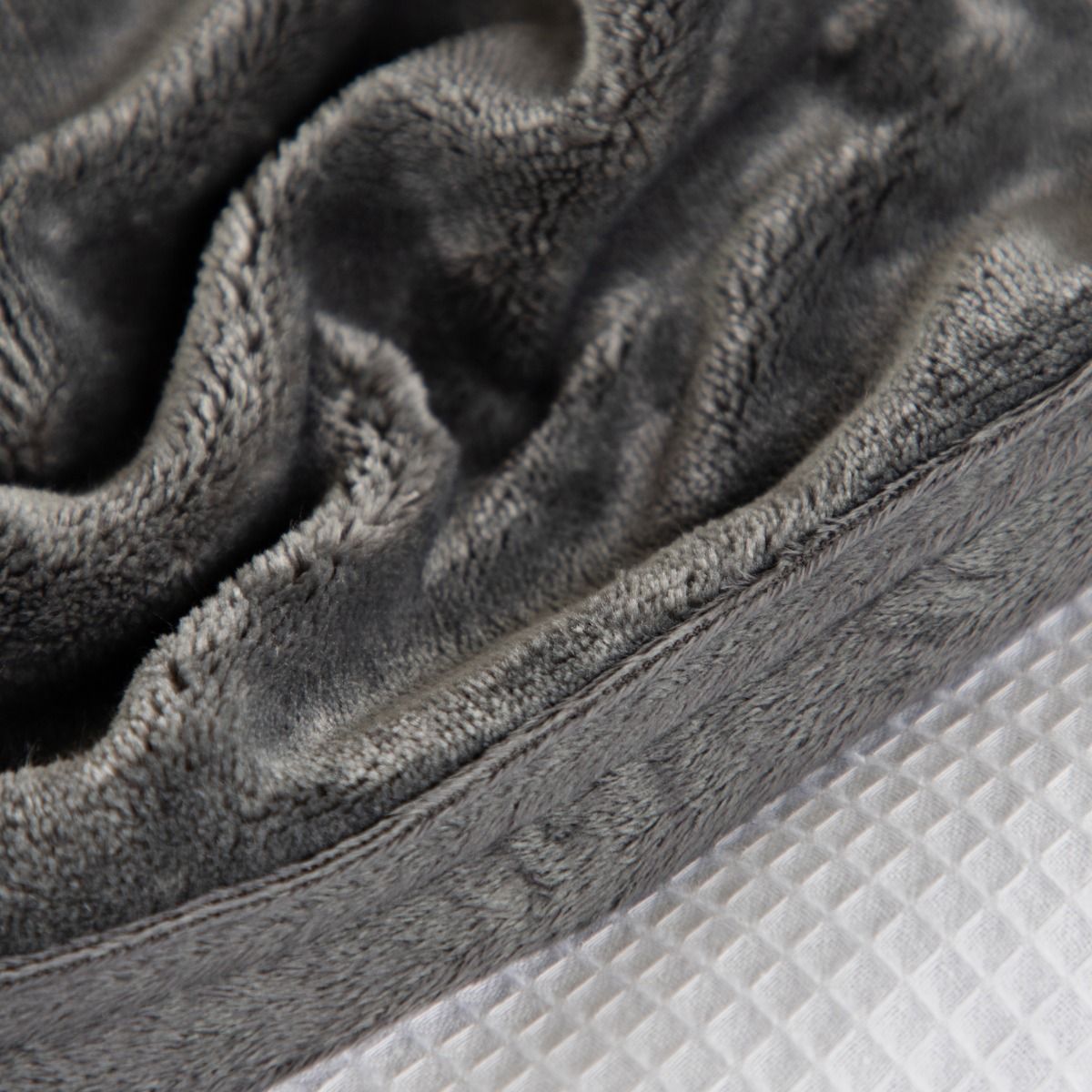 minky-super-soft-luxury-throw-king-size-550gsm-fleece image 7