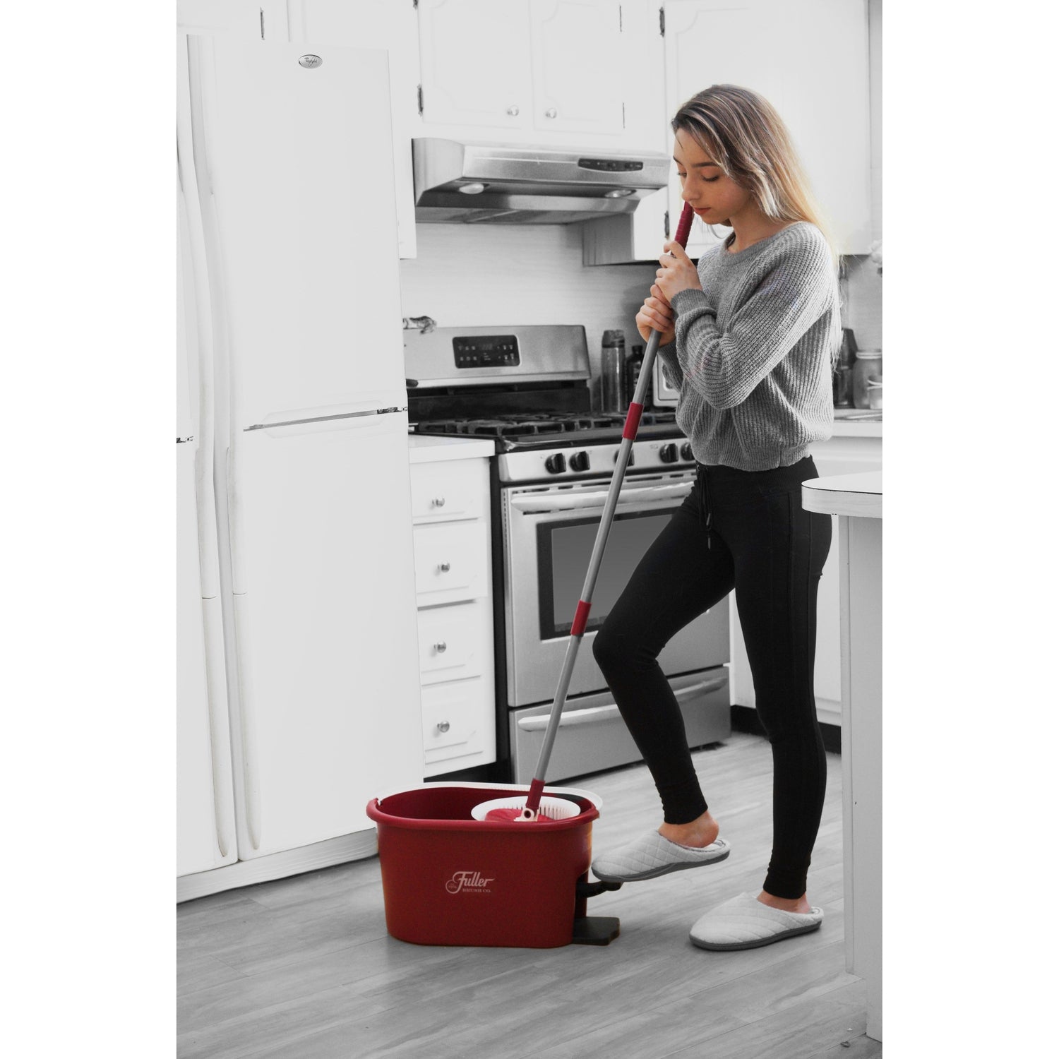 fuller-brush-spin-mop-bucket-system-with-2-microfiber-heads-hands-free-wringing image 2
