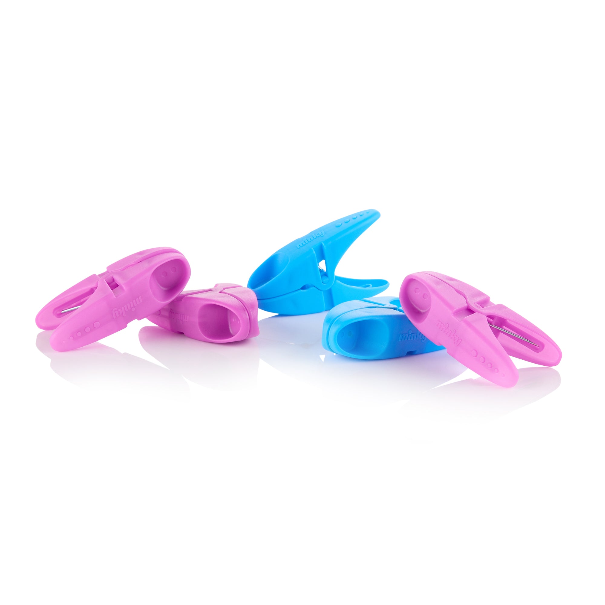 minky-everyday-suregrip-peg-basket-with-24-pegs image 5