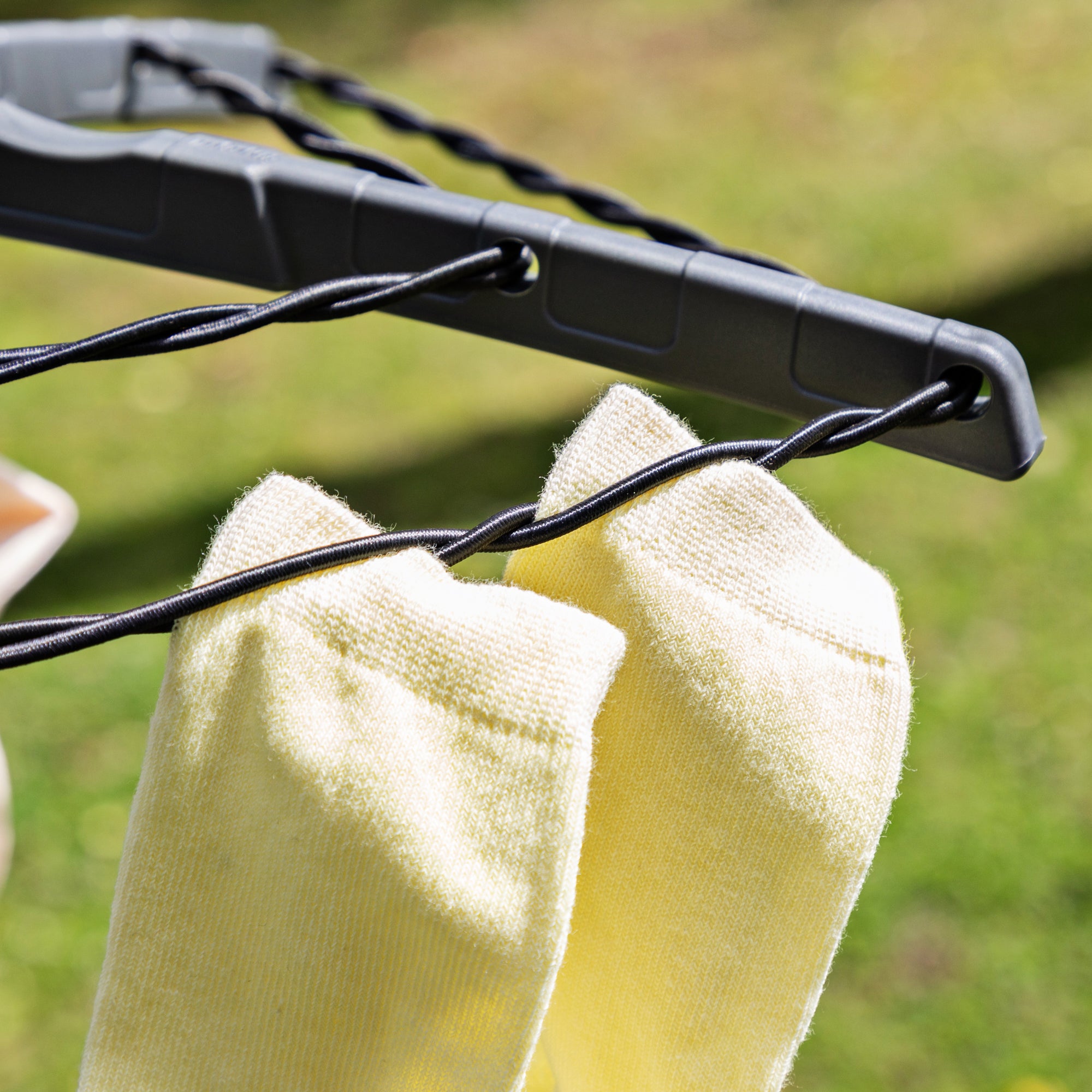 minky-suregrip-folding-dryer-no-pegs-needed image 5